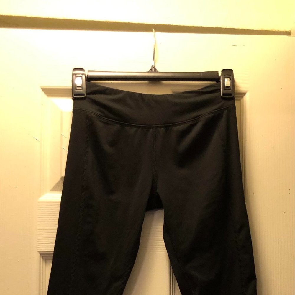 ATHLETIC WORKS size M (7-8) black tights with light pink and dark pink lines